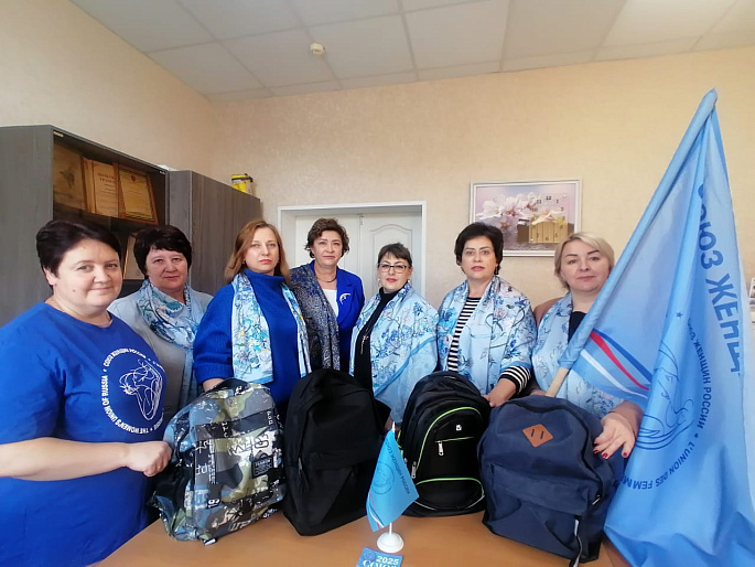 В Добринском районе прошла акция «Соберём ребёнка в школу»