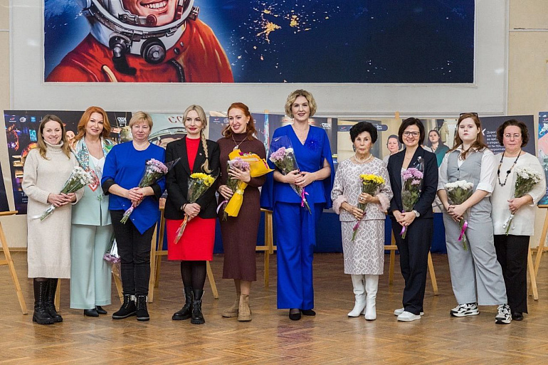 Жены космонавтов присоединились к проекту «Жены Героев»
