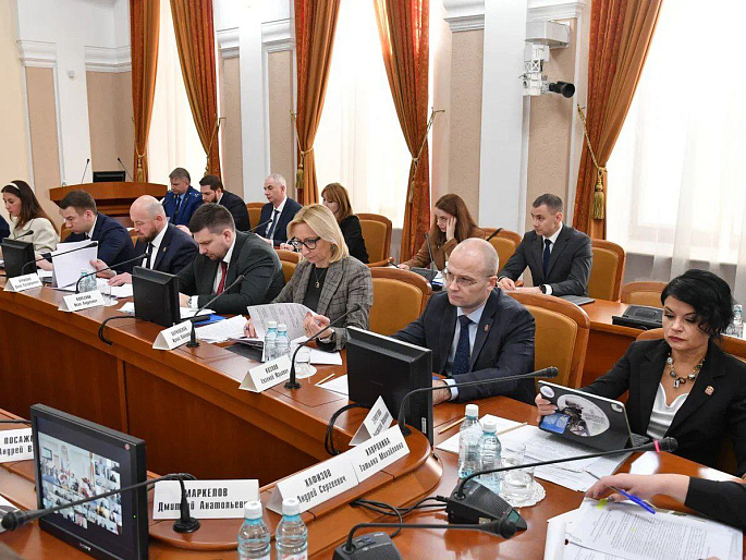 Омские союзницы организуют "демографические десанты" в районы области