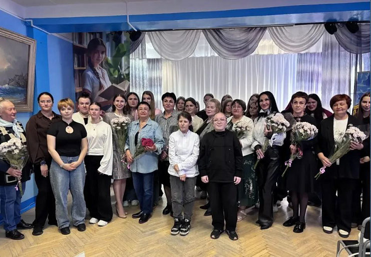 Студентам Невинномысска рассказали «Женские истории без масок»