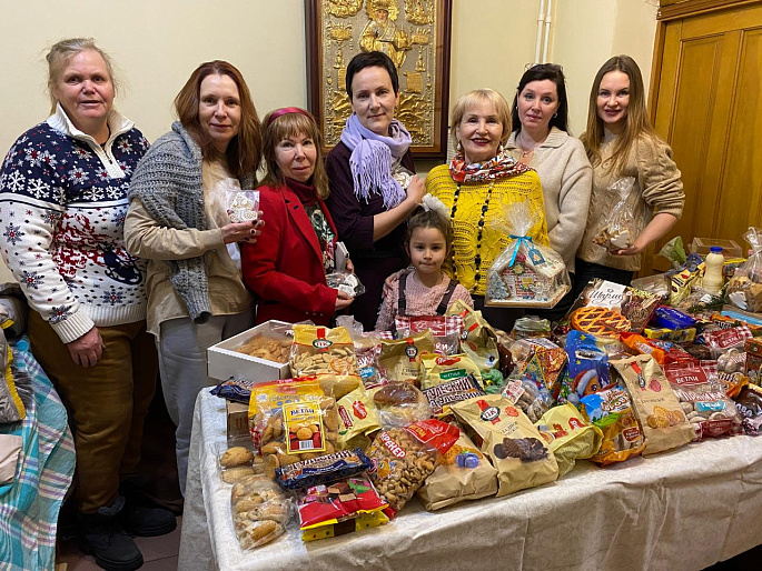 "Рождественский пряник" - добрая акция краевого Союза женщин
