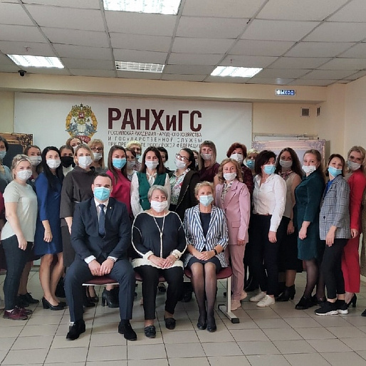 "Академия женского лидерства" научит активисток Вологодской области создать и реализовывать оригинальные социальные проекты