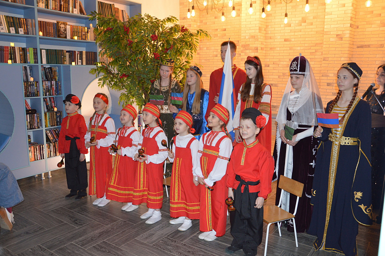 Женсовет Гиагинского района присоединился к акции «Библионочь»