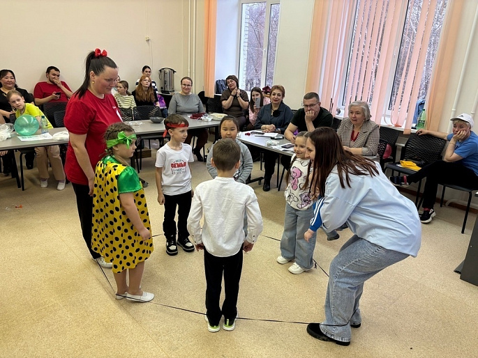 Представители женсовета ЗАТО Северск выступили экспертами Фестиваля родительских инициатив