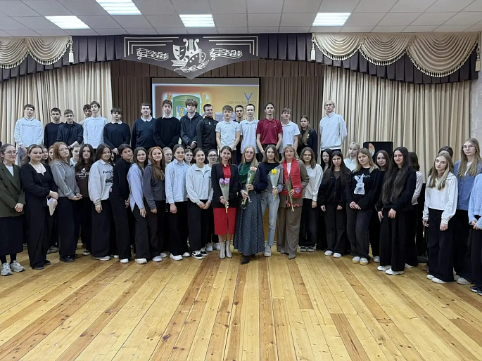 Профориентационная встреча со старшеклассниками от молодежной группы Невинномысского женсовета