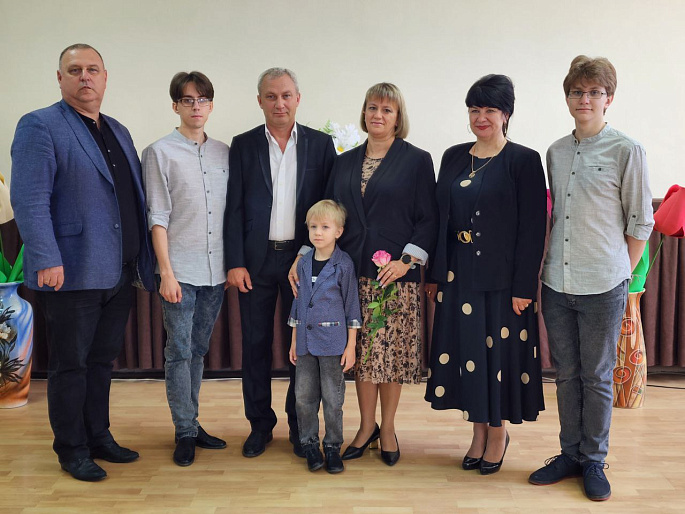 Суровикинский женсовет организовал праздник в честь Международного дня семьи