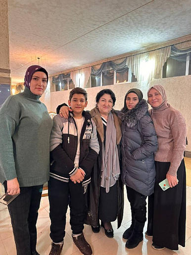 Председатель Союза женщин Дагестана посетила беженцев из сектора Газа