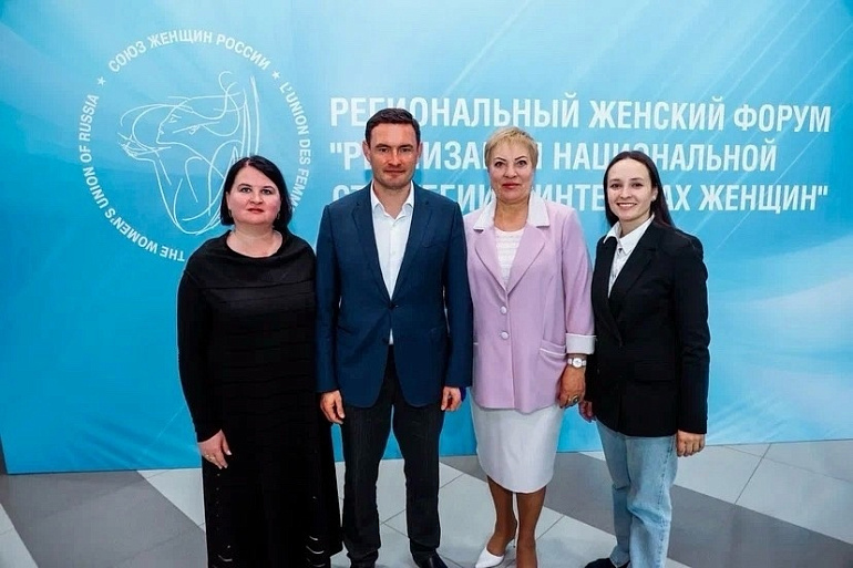 Ольга Чистякова приняла участие в  Межрегиональном форуме в Сахалине