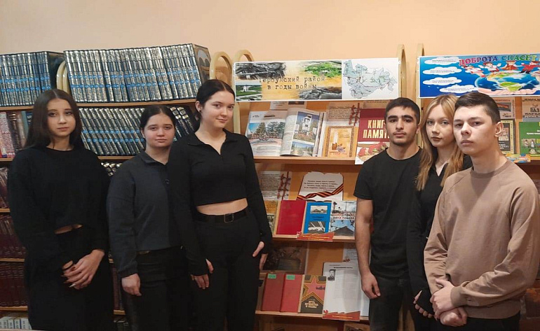 «Только память не в силах забыть эти дни»