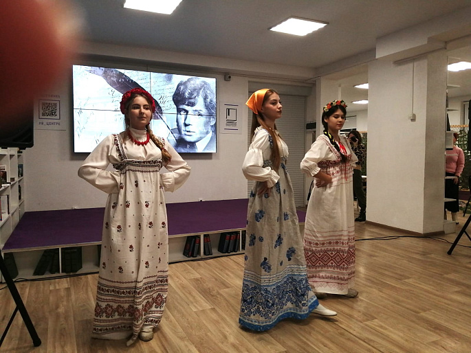 Липецкие союзницы поддерживают мероприятия, посвященные 130-летию Сергея Есенина