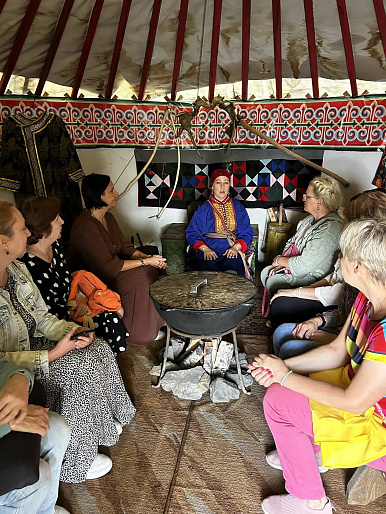 Тёплый день в гостях у телеутов: путешествие женсовета, которое согрело душу
