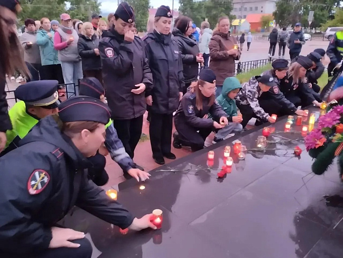 В районах Бурятии прошла акция «Свеча памяти»
