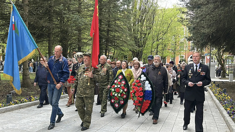 Спасибо за Победу! Калининградские женсоветы поздравили ветеранов, провели митинги и акции к 9 Мая