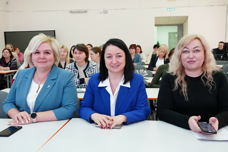 В Кирове обсудили, кто может стать наставником для детей бойцов СВО