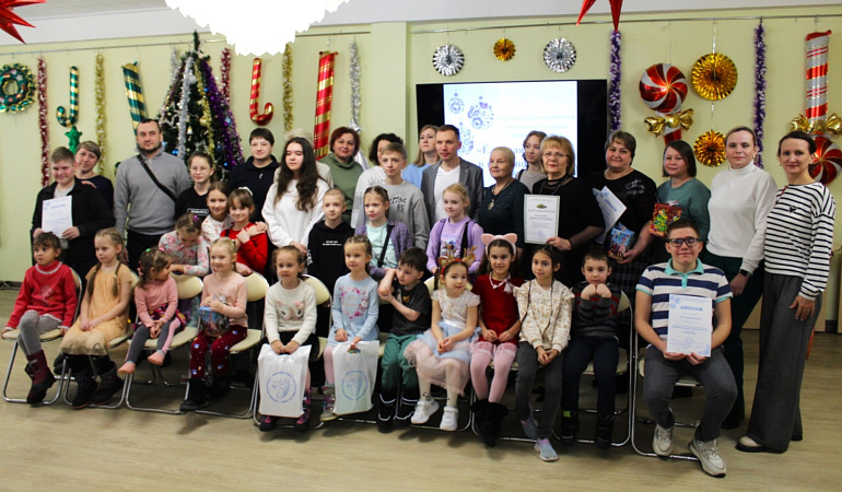 В Томске наградили победителей конкурса ёлочных игрушек