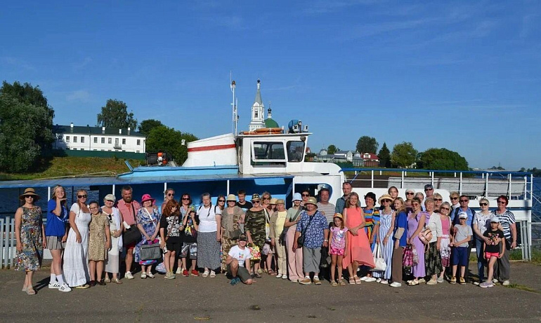 Тверские участницы РО СЖР отметили День семьи, любви и верности