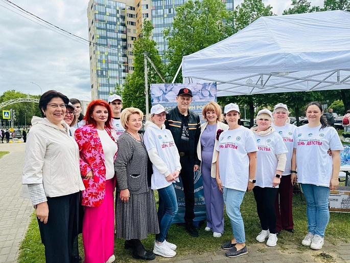 Яркий и масштабный День защиты детей в Кировском районе!