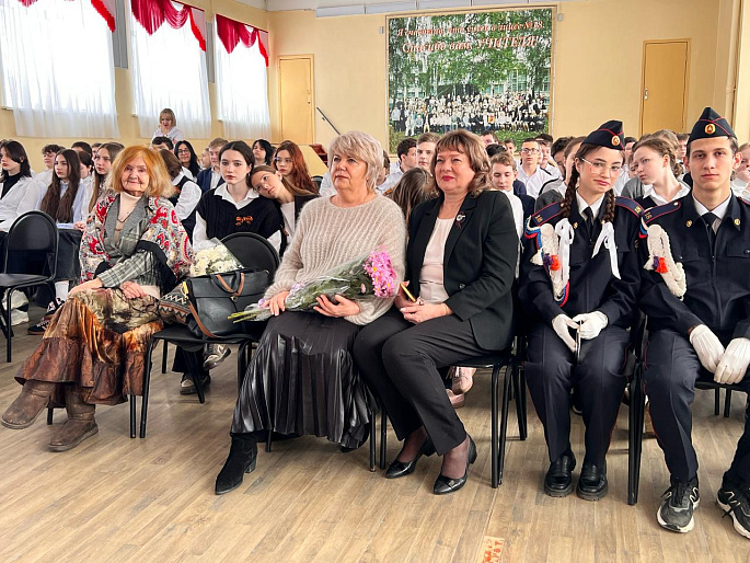 Орловские союзницы провели патриотический час «Женское лицо Победы»