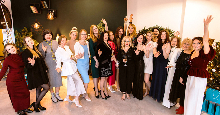 Академия Материнства от свердловских союзниц: вместе мы - сила!